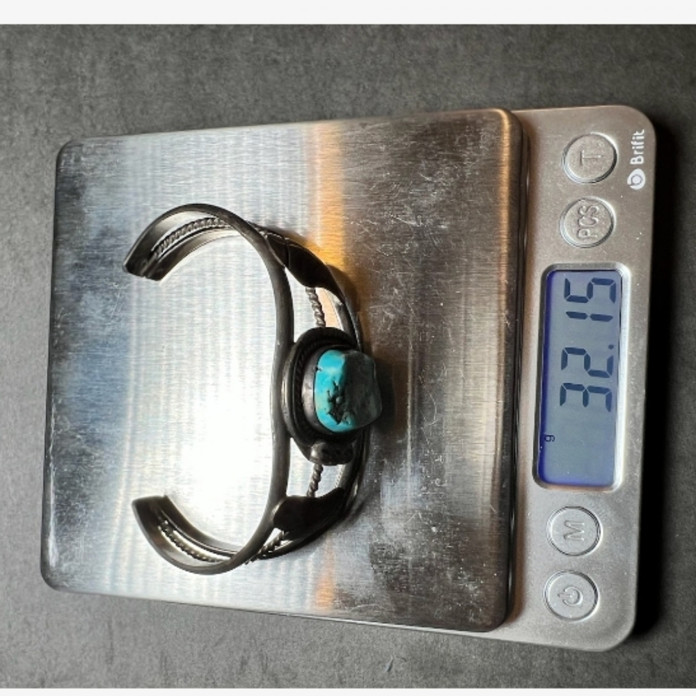 Vintage Sterling & Turquoise Cuff Bracelet - Picture 11 of 11